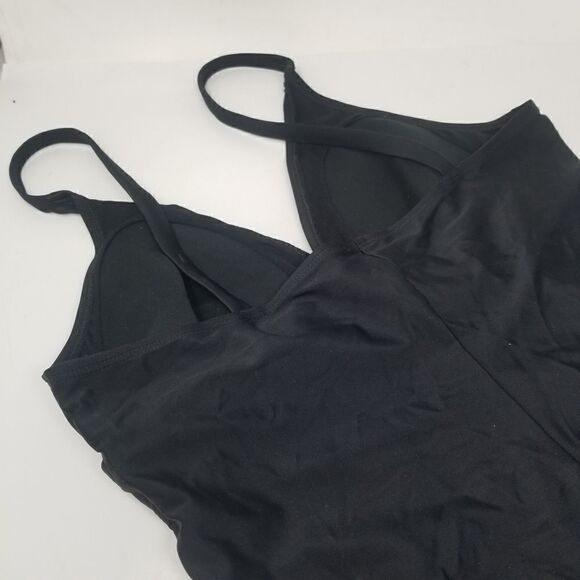 BLACK SPEEDO SWIM SUIT. SIZE 16. - Picture 10 of 11